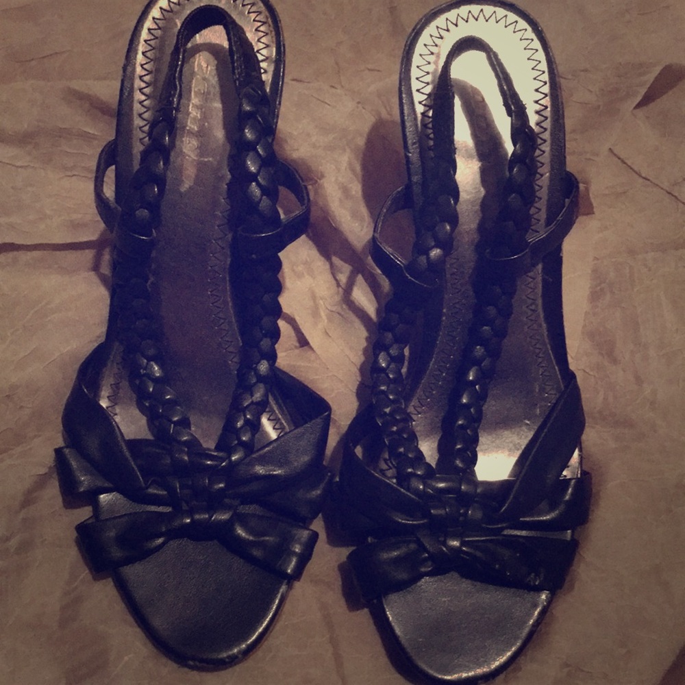 black high heels open toed